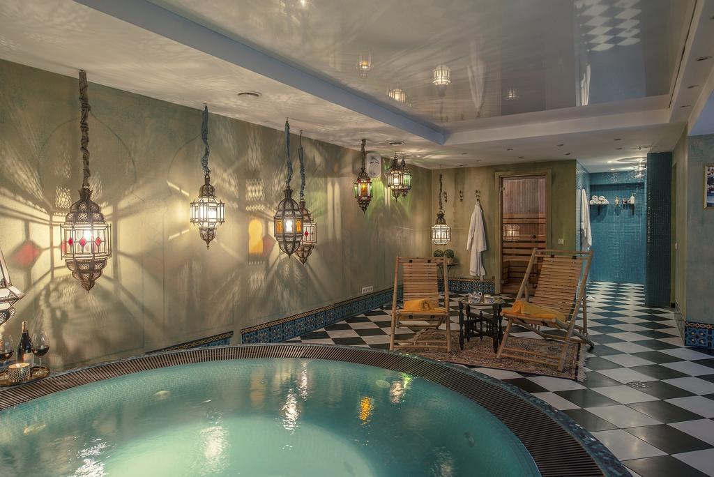 Apvalaus Stalo Klubas Gastro & Spa Hotel Trakai Exteriér fotografie