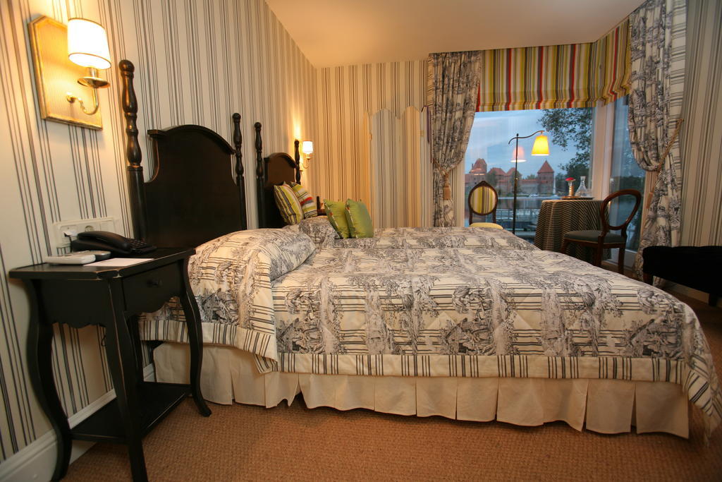 Apvalaus Stalo Klubas Gastro & Spa Hotel Trakai Pokoj fotografie
