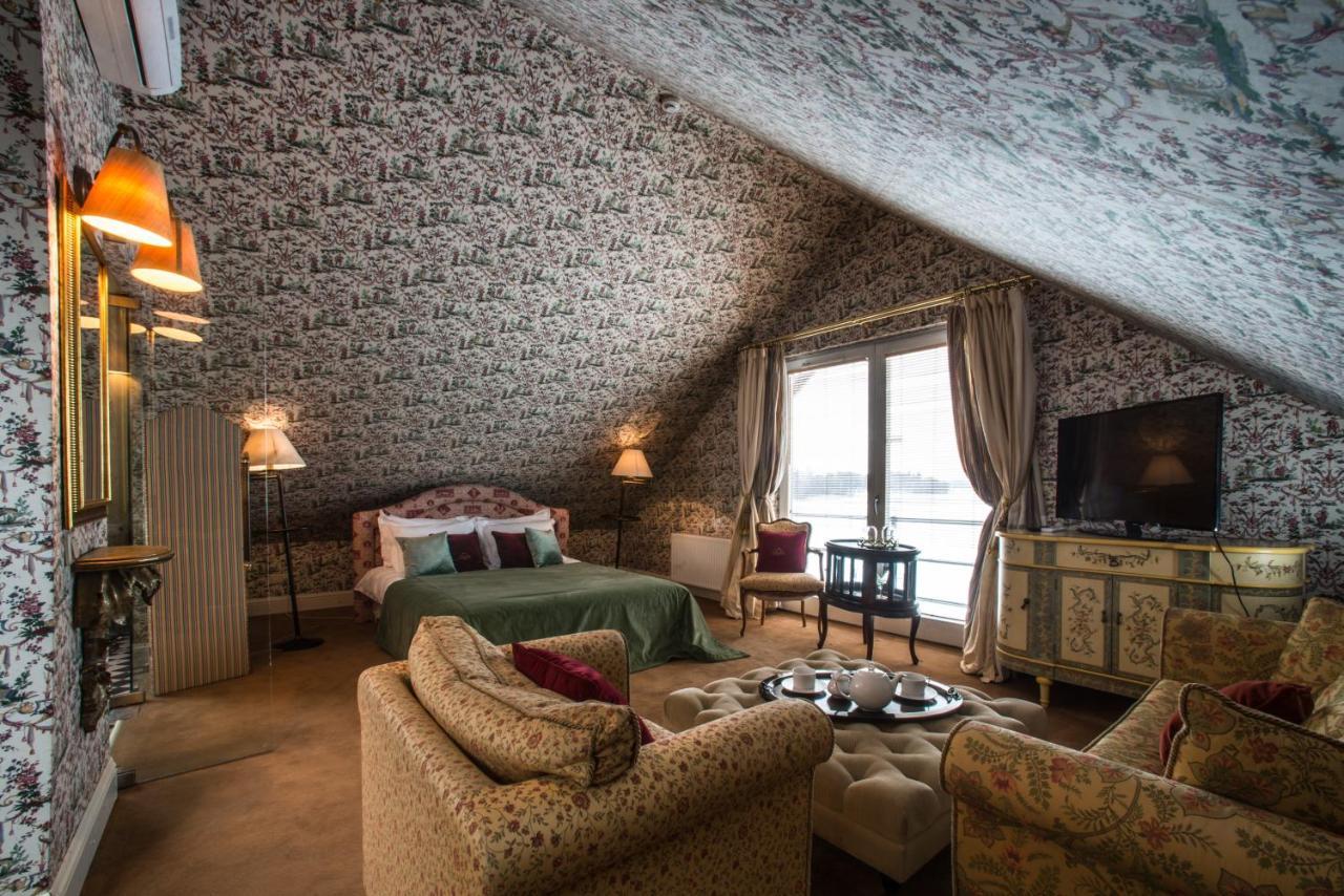 Apvalaus Stalo Klubas Gastro & Spa Hotel Trakai Exteriér fotografie
